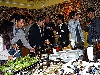 Networking Party - Vital Japan Meeting �r�W�l�X����v���t�F�b�V���i���̕׋���