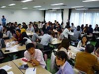 Vital Japan Meeting �r�W�l�X����v���t�F�b�V���i���̉p��ł̕׋���