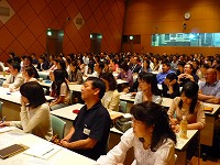 Vital Japan Meeting �r�W�l�X����v���t�F�b�V���i���̉p��ł̕׋���