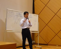 ��؋`�K����@Vital Japan Meeting �r�W�l�X����v���t�F�b�V���i���̉p��ł̕׋���