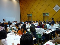 Vital Japan Meeting �r�W�l�X����v���t�F�b�V���i���̉p��ł̕׋���