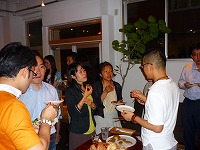 Networking Party: Vital Japan Meeting �r�W�l�X����v���t�F�b�V���i���̉p��ł̕׋���